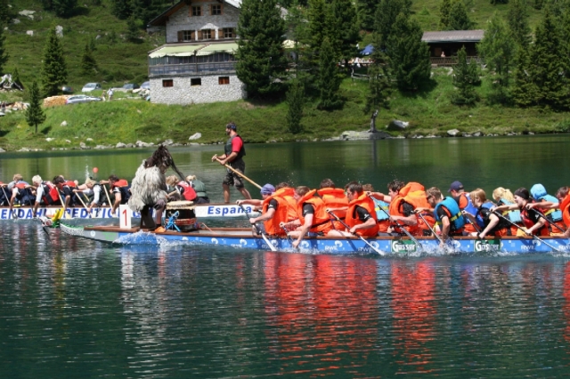 Deutsche-Politik-News.de | Drachenbootrennen auf dem Obersee in St. Jakob am Staller Sattel. Foto: TV Defereggental