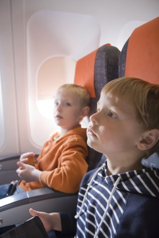Deutsche-Politik-News.de | Jeder vierte kleine Passagier leidet an Ohrenschmerzen Foto: EarPlanes®